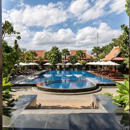 Angkor Privilege Resort & Spa Сиемрип Экстерьер фото