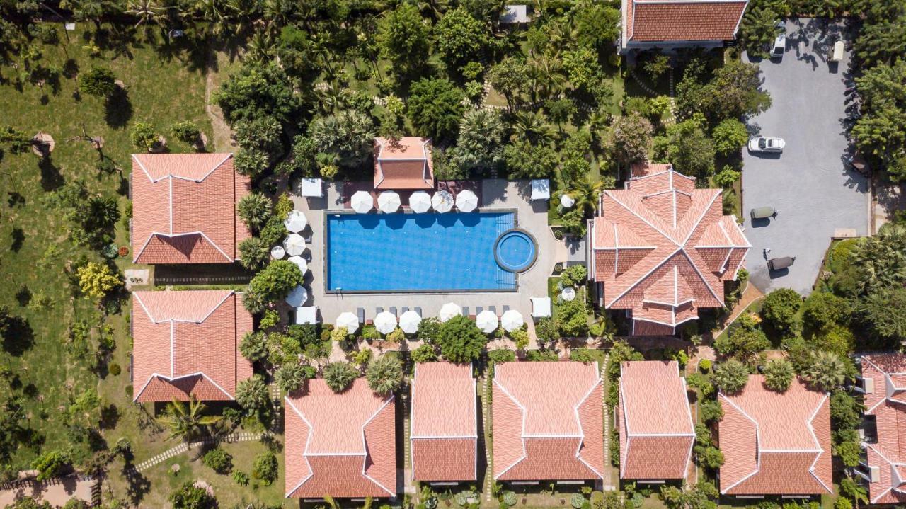 Angkor Privilege Resort & Spa Сиемрип Экстерьер фото