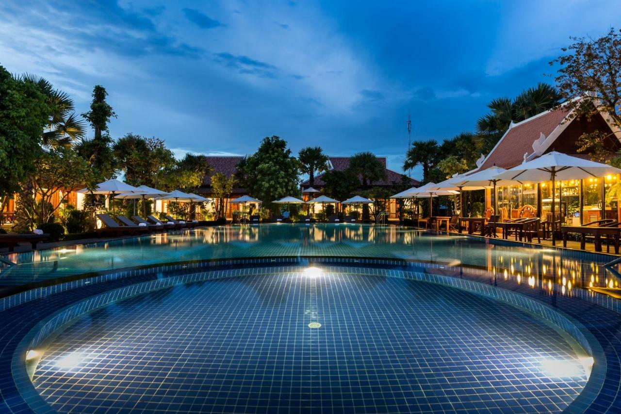 Angkor Privilege Resort & Spa Сиемрип Экстерьер фото